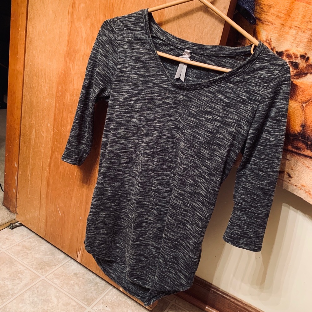 WOMENS TOP